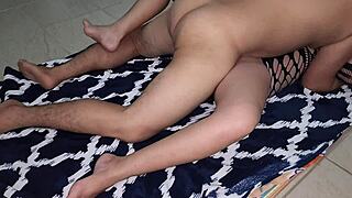 她怎么为继妹紧逼角色扮演做准备？