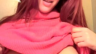 artemisia loves bouncing her big natural tits and juicy nipples slow mo