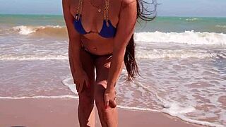 i flash tanned neighbors petite body dancing beach bikini