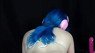 Thick Ass Pawg Lizzie Buns Stuffs Her Ass With A Buttplug And Twerks