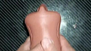 lipsy anal intenso y mamada de juguete del ano a la boca