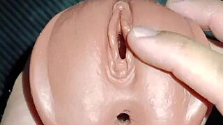 lipsy anal intenso y mamada de juguete del ano a la boca