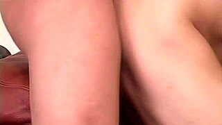 Licking Pussy Ytherea Loves Being Deep In Cream