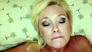 milf loves smoking during hot sex