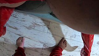 milfycalla santa loves sluts doing anal
