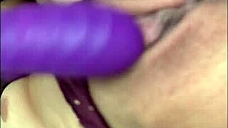 rica masturbada mientras espera a su rommie mexicna caliente