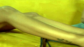 Loona luxx loves footjob pleasure as unfaithful slut