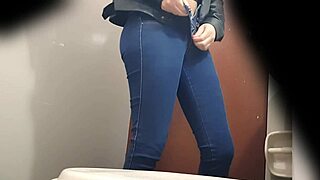 Argentinian Teen Stepsister Pissing On Hidden Camera