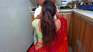 Indian bhabhi emotionally hardfucks milkman in kitchen