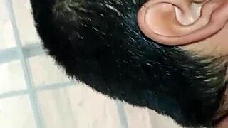 Veracruzana shows off her big ass while masturbating