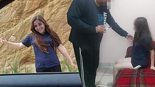 Ay duele pequena e inocente chavita putipobre de tijuana le da las nalgas a un viejo