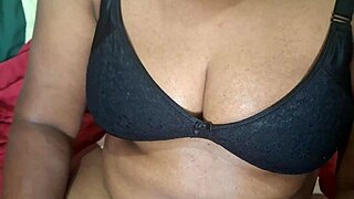 Hot indian bengali milf in sensual video