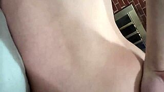 pregnant milf waits in bed to get fucked hard