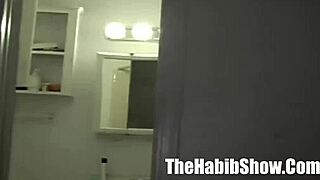 Amatuer 18 year ghetto hood bitch banged