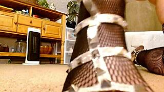 Dawnskye1962 update bobby likes feet naked in shoes