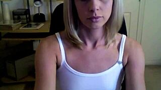 Kylie Teases Her Perfect Ass in Solo Masturbation Show with Brunette Babe Licking Pussy