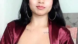 i verified laura sofia in this colombian latina video