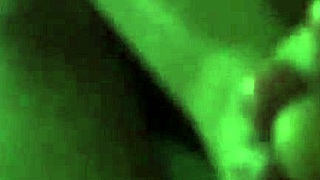 Girlfriend's barefoot footjob ends in cumshot