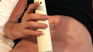 Masterbation with hitachi for cum slut