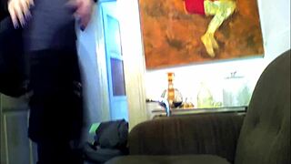 Can you resist this big nice ass dance by hot girl?
