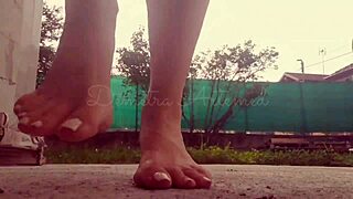 bare feet so tempting and inviting 😍 soft to the touch