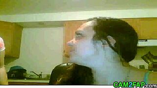 I watchin this excitin lesbian webcam show, it's so hot!