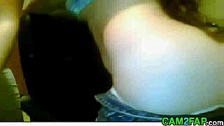 I watchin this excitin lesbian webcam show, it's so hot!