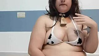 Watch chubby vaquita masturbate in cosplay?