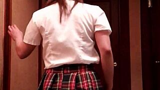 Ballbusting 52: Kick Those Balls?