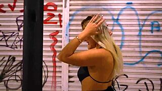 50tinha: Tony Tigrão and Beatriz Sampaio Pound Latina Whore's Big Ass for 50 Reais, Full on Red