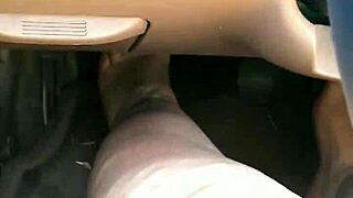 Curvymetalhead showing off feet in wild fetish driving vid, wow!