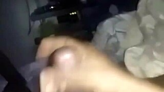 Mature Amateur Bliss Walker Performs In The Hood