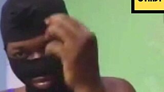 cyndy blackslave squirts for master in cam session