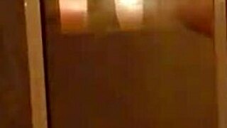 i fuked that tinder date in the shower