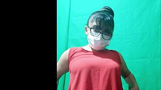 My hot stepsister borrows the room for homemade porn with her tight pink pussy 😏