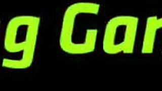 Striking Stunner Spreads Twat for Warm Pee Blasts