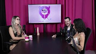 Sucking Finger While Fucking Pussy! Steak On Naked Body!