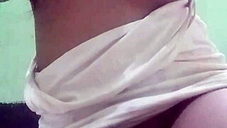 Solo asian girl masturbates with anal play