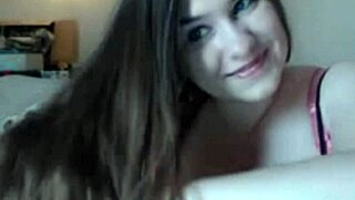 Busty BBW teen chick masturbates with toys on webcam. Watch her big tits bounce.