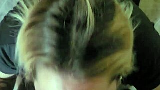 hey, check this out... putita chupa todo y se vomita encima