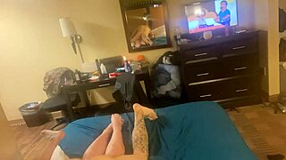 hey, i'm out here fox huntin' dat tight ass for some wild fun tonight!