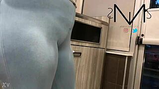 I love this beautiful cameltoe