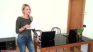 Rival blonde and brunette clash in fierce catfight trailer!