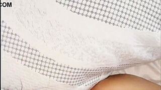 Gatita En Celo - Tiny 18+ Es Una Hermosa Gatita Sexual Con Un Enorme Culo Y Una Ganas De Follar Imparables