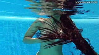 andreina de luxe, that latina babe with small tits, looks hot underwater... wow!