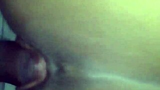 Big booty amateur has a casual encounter with a guy