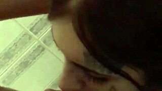 piss and blowjob in the shower 😈