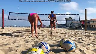 Wow, check that big booty African volleyball babe!