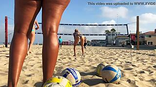 Wow, check that big booty African volleyball babe!