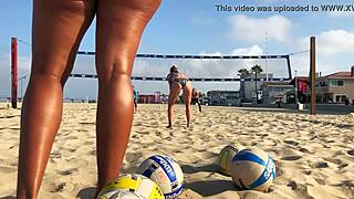 Wow, check that big booty African volleyball babe!